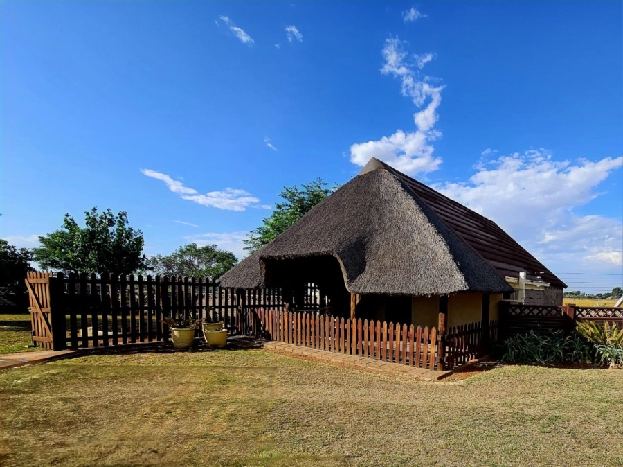  Bedroom Property for Sale in Bainsvlei Free State